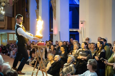 De Avond van de Goede Moed in Wageningen - ‘We blijven hardnekkig verbindingen maken’