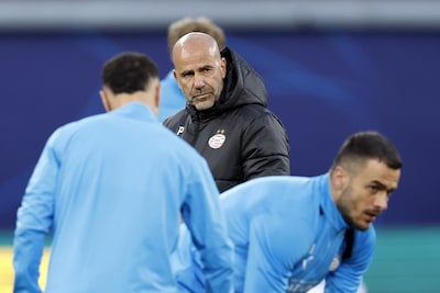 Peter Bosz verwacht spektakel in Leipzig en heeft het gewenste extraatje in de PSV-selectie