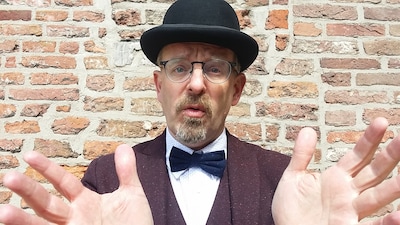 Theaterwandeling met stadsverhalen door Deventer