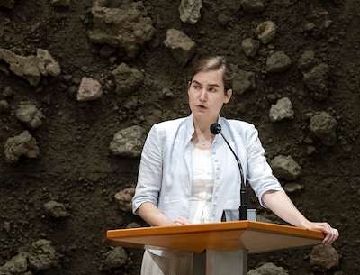 Right-wing parties also attack De Vos (FvD) over far-right extremism: 'How disgusting can it get?'