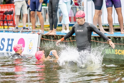 Openwaterzwemwedstrijd keert terug in Veenendaalse Surfvijver