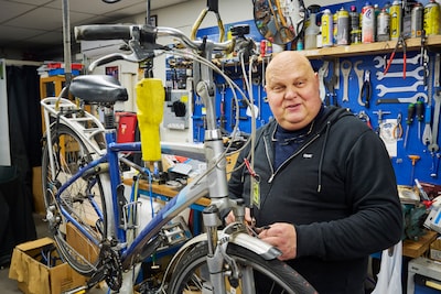 ‘Huppakee, weer drie maanden erbij. Zo sta ik erin’, Mado Roelofs houdt de moed erin ondanks slopend