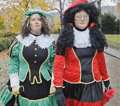 Pieten van Avonturenpark Hellendoorn krijgen online de volle laag: ‘Chloorpieten!’