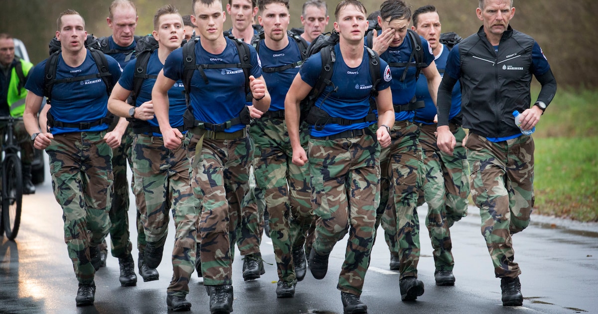 Nederlandse mariniers pakken marathonrecord af van Britse collega's ...