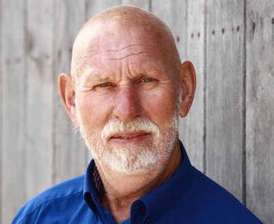 Wereldburger met cowboyhoed in Café Weerdzicht: gezellige Nico (1942-2025) bleef altijd vrolijk, tot