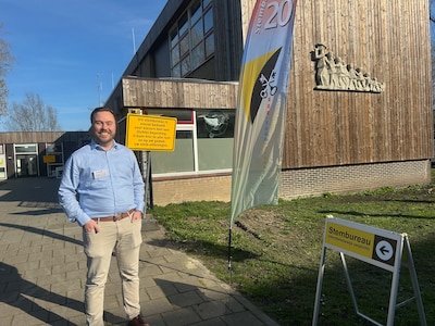 Prikkelarm stembureau doet het goed in Waddinxveen: ‘Hier kun je rustig de tijd nemen’