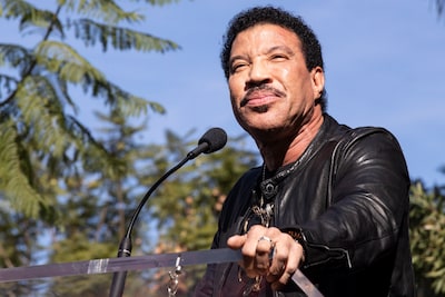 Lionel Richie ondergaat ingreep wegens hartritmestoornis