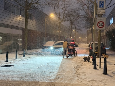 Sneeuw en vertragingen: winterse omstandigheden in Den Haag