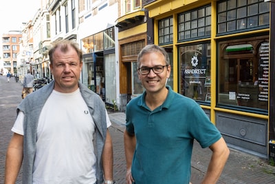 Reisbureaus verdwenen massaal, maar in Deventer opent er juist eentje, hier in de winkelstraat