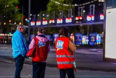 Staking legt openbaar vervoer in heel Nederland plat, NS geeft geen vergoedingen meer taxi