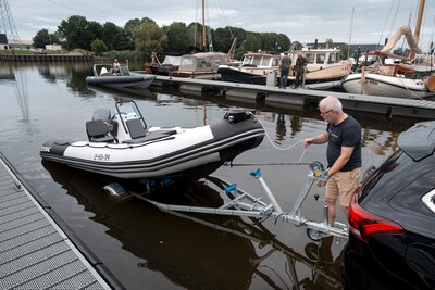Masten maken steeds meer plaats voor motoren, ook in jachthaven ‘t Oude Maasje in Waspik
