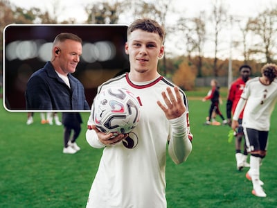 Zo vader, zo zoon: Kai Rooney (16) schittert met vier goals voor jeugdteam van Manchester United