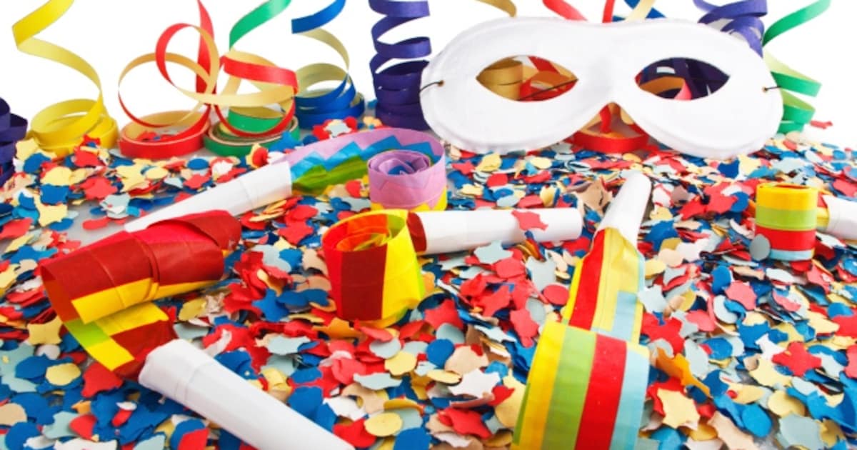 Krullerbal nieuw carnavalsfeest in Heesch: jongeren beleven eigen avond in Zaal Tunneke