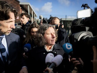 Faber jaagt tientallen gemeenten tegen zich in het harnas: meer dan duizend opvangplekken op de tocht