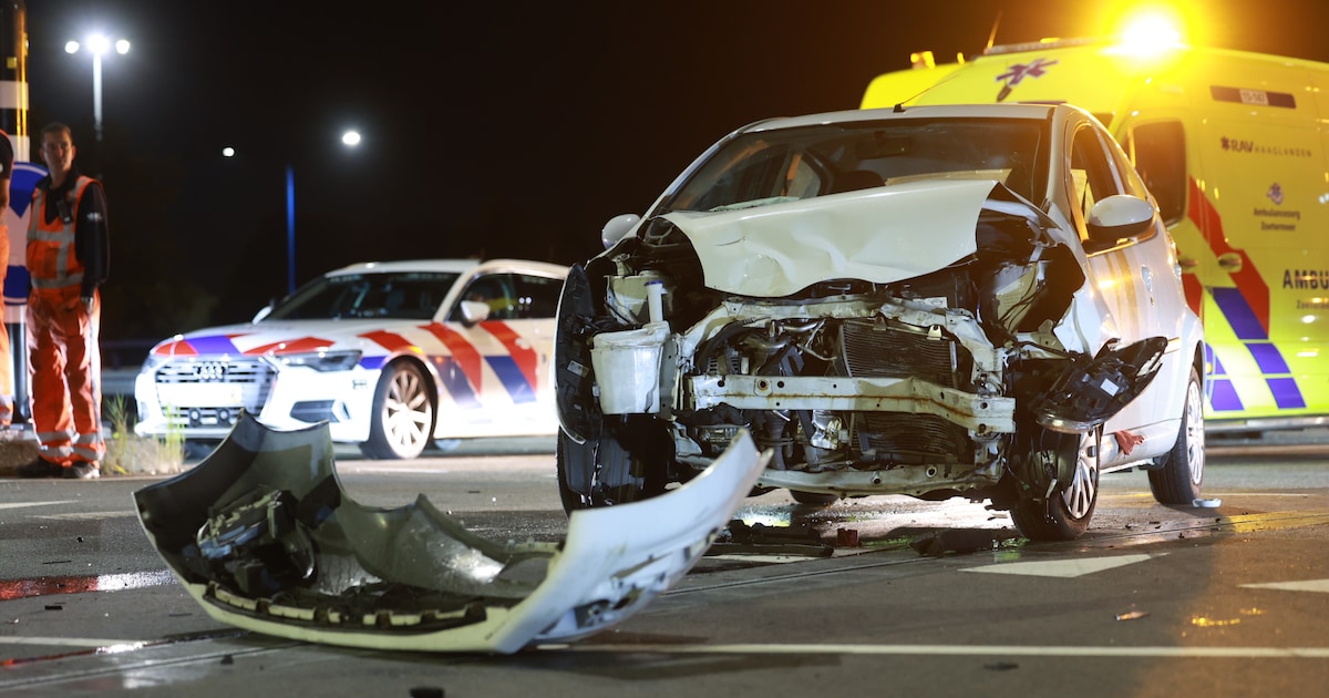 Grote ravage na flinke botsing in Zoetermeer