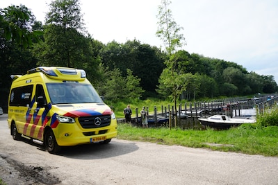 Persoon gewond geraakt bij incident op water in Zwolle