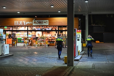 Politie arriveert met kogelvrije vesten bij tankstation langs A2, dan blijkt de overval een winkeldi