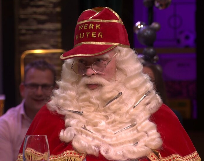 Marco Louwerens, alias 'directeurtje', als Sinterklaas in Vandaag Inside.