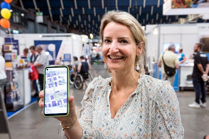 Deze app is de Google Maps van de Jaarbeurs: 300.000 papieren ...