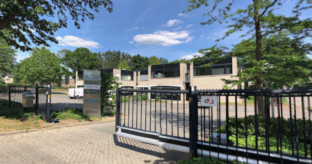 Bedrijfspand aan Burgemeester Verderlaan maakt plaats voor 65 sociale huurwoningen