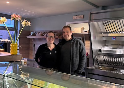 Horecatijgers Marjolein en Richard openen Cafetaria De Kaaf: ‘Met een caféachtig sfeertje’