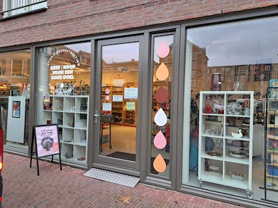 Twintig jaar winkelen in Wageningen voor het goede doel
