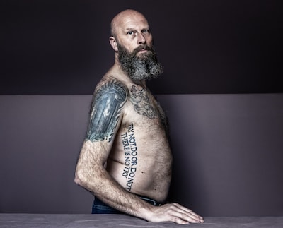 Humor bleek Tibors wapen om aan het pesten een eind te maken: ‘Je bent verantwoordelijk voor je eige