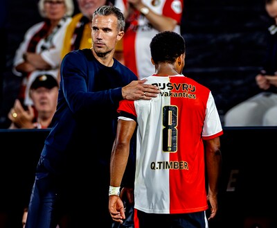 Robin van Persie wil Quinten Timber bij Feyenoord houden: 'Maar ook anderen binnen de club vinden hier iets van'