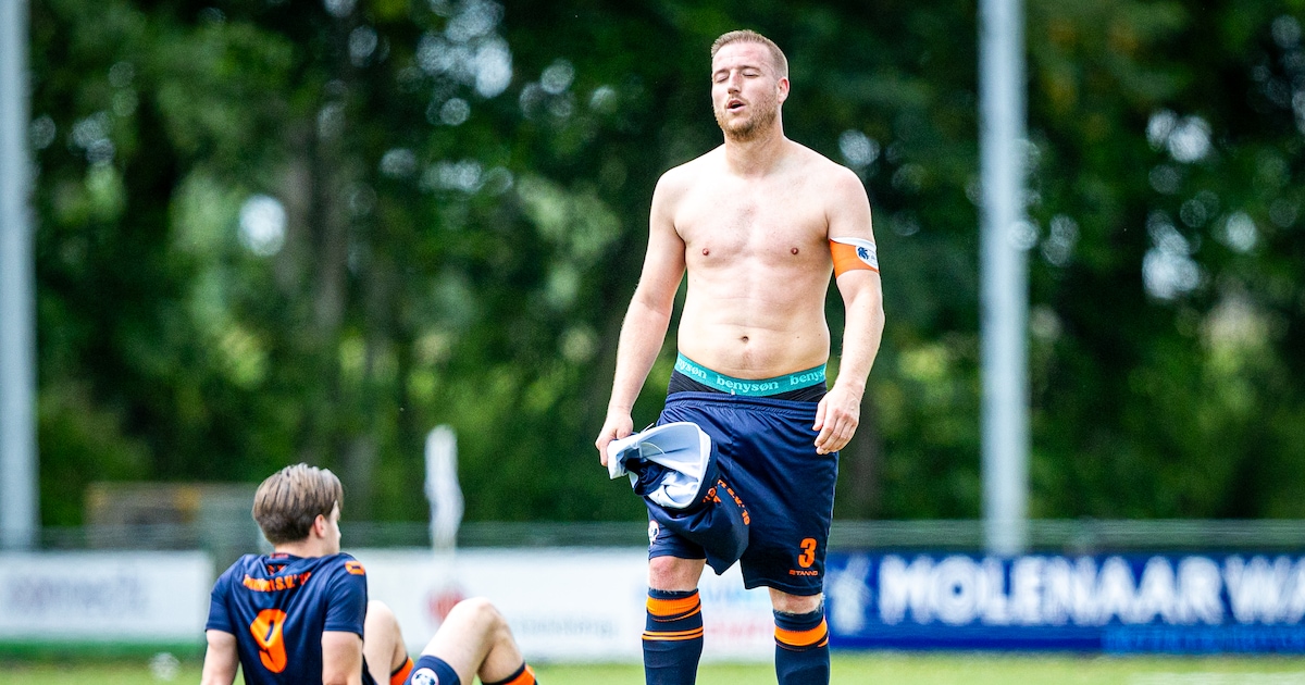 Mimpen kan bij afscheid tranen niet bedwingen en loopt promotie met Montfoort SV’19 mis: ‘Het is voo