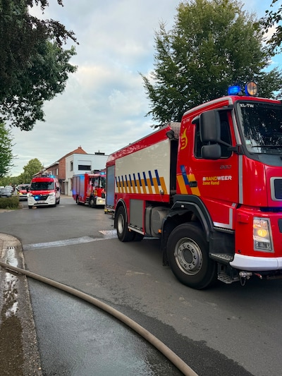 Garagebrand zorgt voor forse rookhinder in Essen