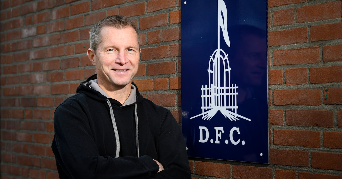 Raymond Sponselee nieuwe trainer DFC: ‘Ook elf seizoenen blijven? Denk niet dat dat gaat lukken’