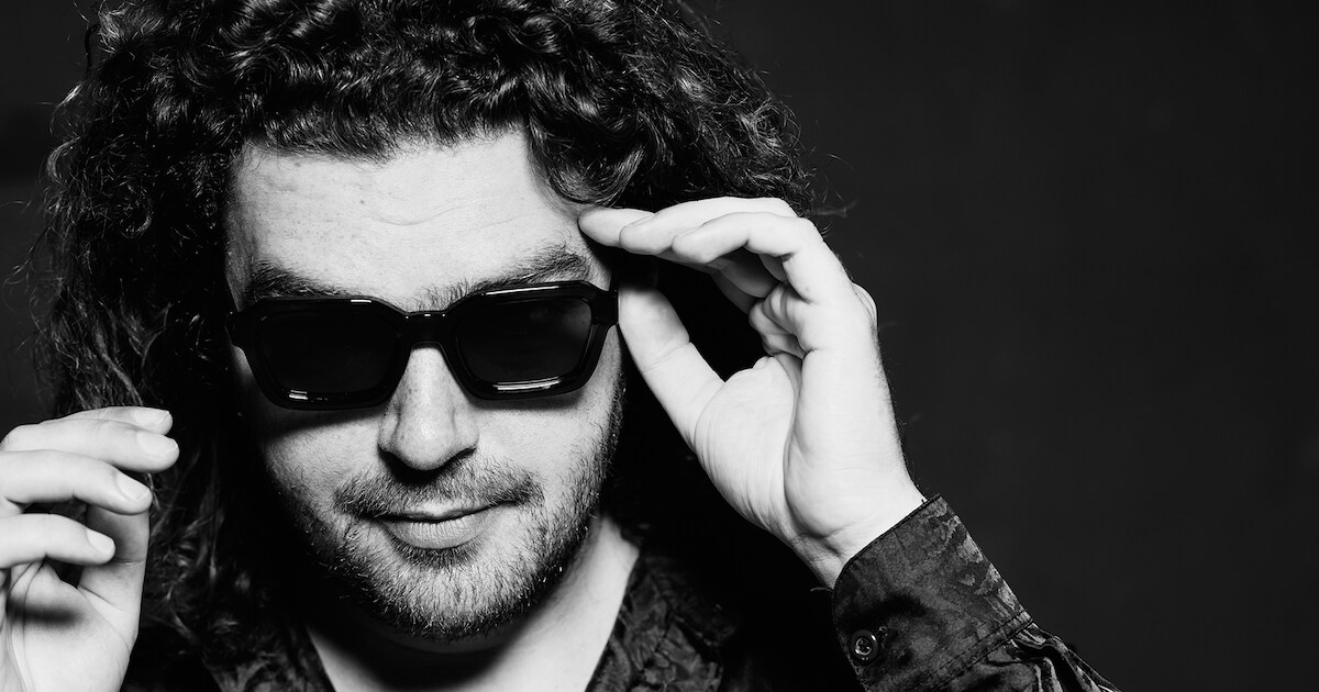 Flip Noorman zingt The Pogues in Tiel | Regio | AD.nl
