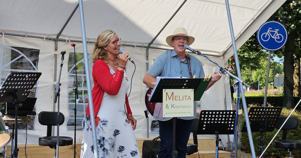 Duo Melita en Kristando treedt op in Hattem