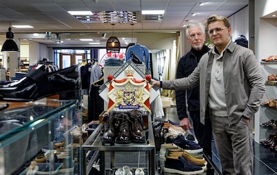 Gewaagde keuze van vader Theo leidde tot exclusieve modezaak, zoon Thomas neemt stokje bij 100-jarig