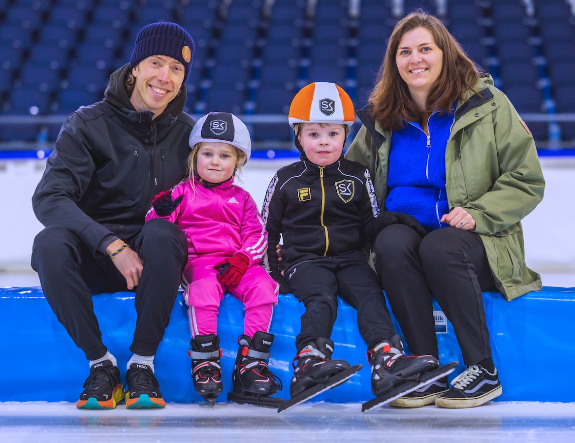 jorrit-bergsma-en-heather-richardson-bergsma-met-kinderen-barbara-4-en-brent-6