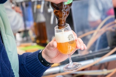 Ellef ellef in 't Krabbegat: zo veel kost een biertje dit jaar