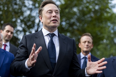 Elon Musk weer biljonair dankzij koerswinsten SpaceX en Tesla