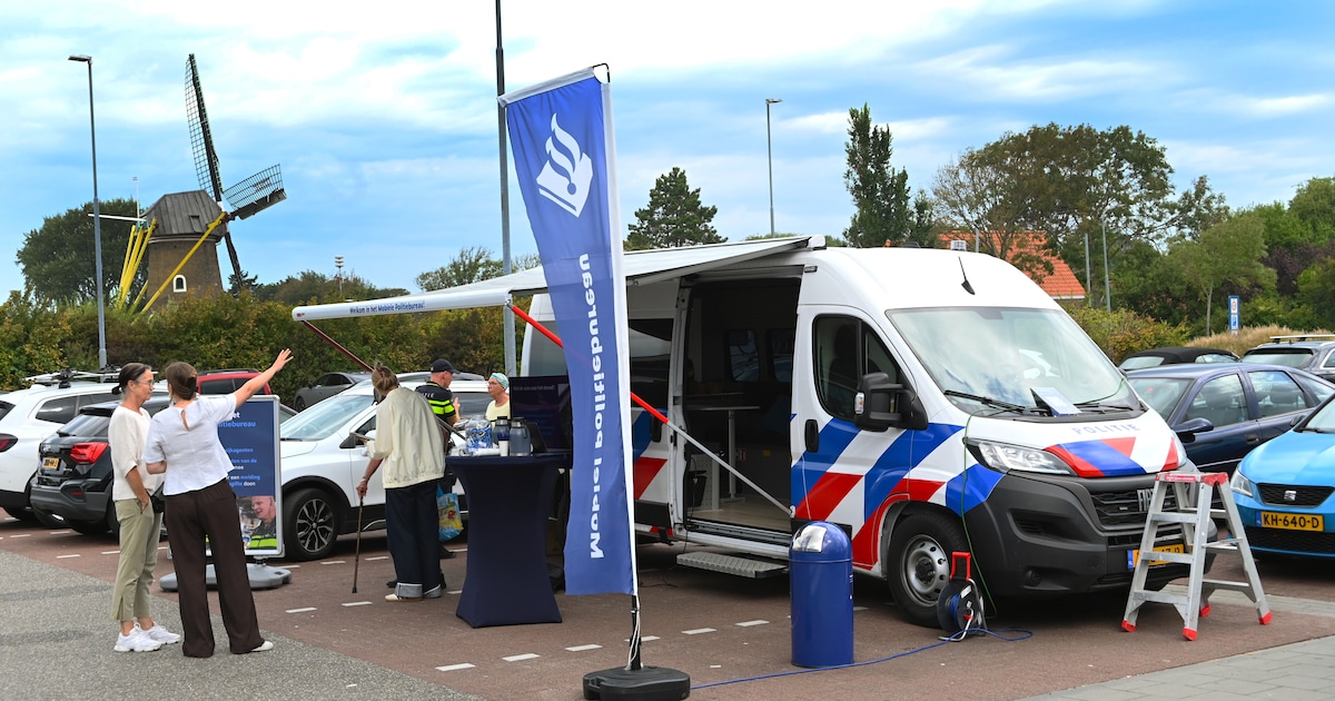 Mobiel politiebureau aanwezig: politie direct aanspreekbaar in Katwijk en Noordwijk