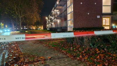 Verdachten explosie bij Doetinchemse flat en zelfgemaakt explosief in opslag beiden langer vast