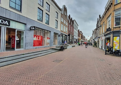 Wonen boven winkels in Gouda is populairder én duurder dan columnist Ben Coates denkt