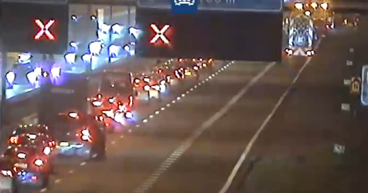 Ongeluk met acht auto’s op A1, flinke file richting Apeldoorn