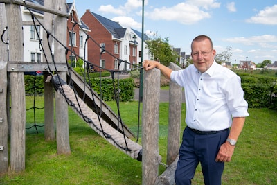 Met de ‘methode Theo’ laat wethouder Reijn (74) zijn belangrijkste erfenis na: daadkracht én een bru
