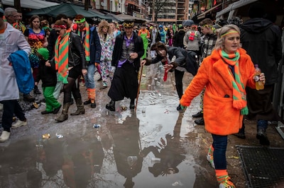 Met een paraplu in de polonaise? Veel regen verwacht tijdens carnaval