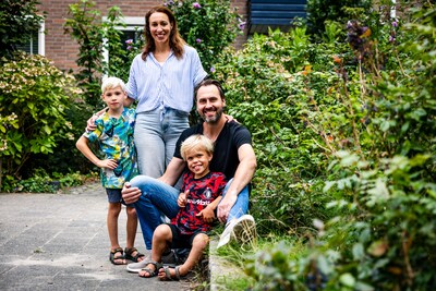 Ouders van Max knokken voor zoon met dwerggroei: ‘Want 15 centimeter extra is voor hem gigantisch’