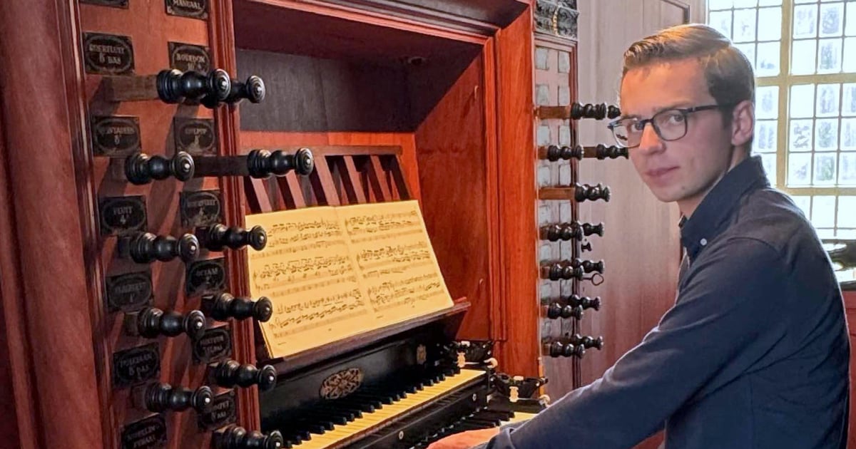 Gratis lunchconcert trapt nieuw seizoen af: Geurt van Lagen bespeelt beide orgels