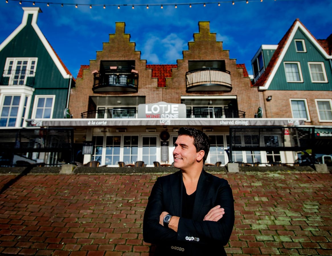 jan-smit-koopt-derde-woning-in-volendam-foto-ad-nl