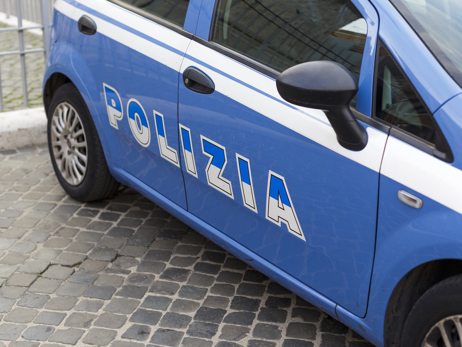 Nederlander (26) riskeert levenslang in Italië na dodelijke brand in Milaan, drie tieners omgekomen