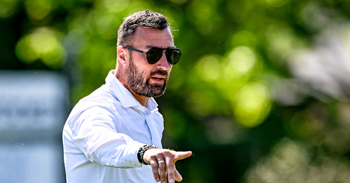 Periodetitel en pittige titelstrijd voor onbegrepen Leen van Steensel: ‘Nu promoveren zou knapper zi