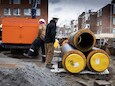 Omdat de straten in de Agniesebuurt-Oost toch open moesten voor het riool, kon meteen stadsverwarming worden aangelegd, was het idee.