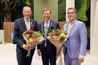 Raadsleden Veenendaal krijgen Koninklijke onderscheiding